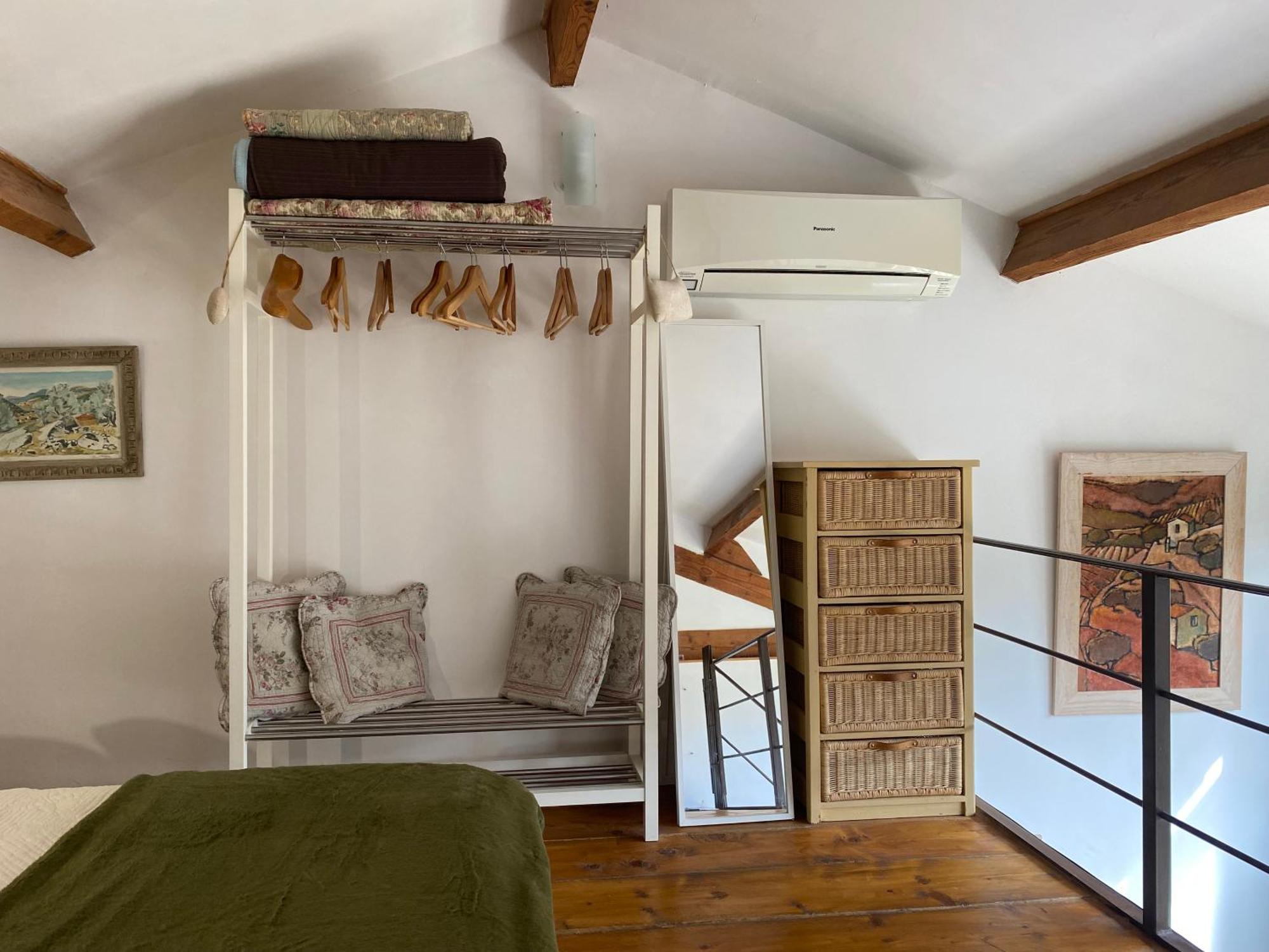 Appartement Dans Mas Provencal Grans Exterior foto