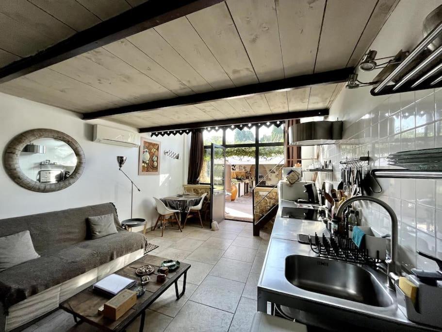 Appartement Dans Mas Provencal Grans Exterior foto